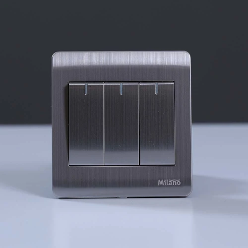 Milano 16A SL - 3gang- 2way TYPE